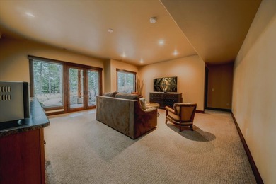 Discover a proven income-producing retreat, perfectly positioned - photo 33