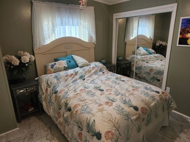 Welcome to Lakeside Terrace, a 55+ age-qualified active and - photo 7
