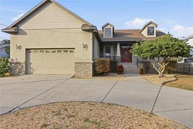 Come take a look at this beautiful NEVER FLOODED home in the - photo 1