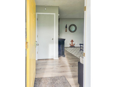 Income Potential! Welcome to this adorable 3-bedroom 1-bath home - photo 5