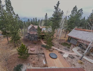 Discover a proven income-producing retreat, perfectly positioned - photo 46