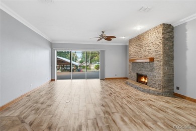 Come take a look at this beautiful NEVER FLOODED home in the - photo 8