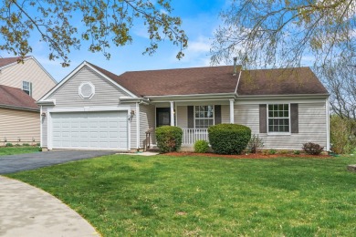 Lake Home For Sale in Streamwood, Illinois