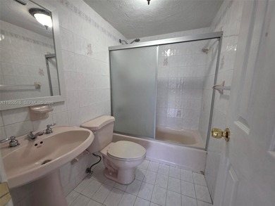 Spacious apartment near Miami International Airport and major