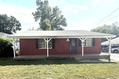 Ohio River Home Sale Pending in Henderson Kentucky