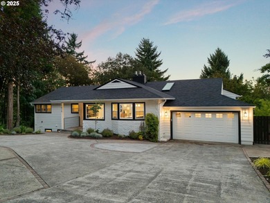 Lake Oswego Home For Sale in Lakeoswego Oregon