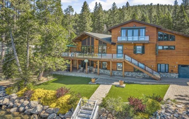 Lake Home For Sale in Lake Almanor, California