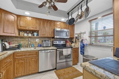 Welcome to this FIRST FLOOR, 2-bedroom, 2-bathroom condominium - photo 5