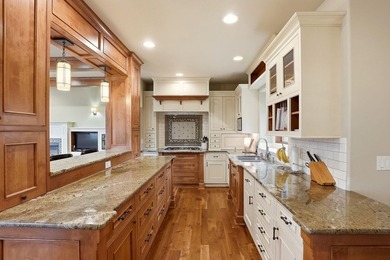 One of a kind 6-bedroom, 4-bathroom centrally located Spokane - photo 14