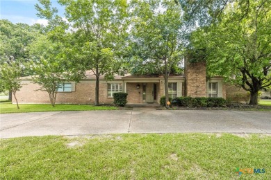 (private lake, pond, creek) Home For Sale in Salado Texas