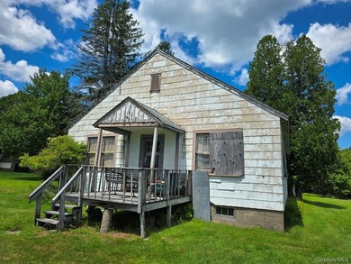 Here's your chance to own a landmark property with history - photo 34