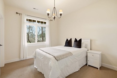 One of a kind 6-bedroom, 4-bathroom centrally located Spokane - photo 38