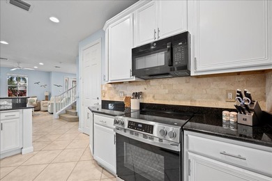 This Fully Furnished, absolutely charming Key West-style - photo 10
