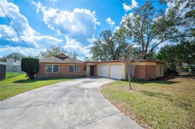 Lake Home Sale Pending in Lakeland, Florida