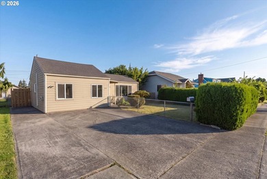 Turnkey and move-in ready, this beautifully updated 3 bedroom, 1 - photo 2