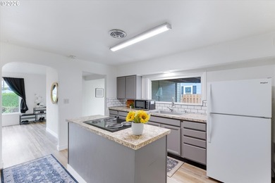Turnkey and move-in ready, this beautifully updated 3 bedroom, 1 - photo 8