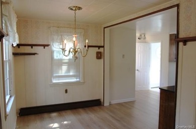 Lakefront opportunity in Lawrence Farms area of Bay Shore! - photo 11