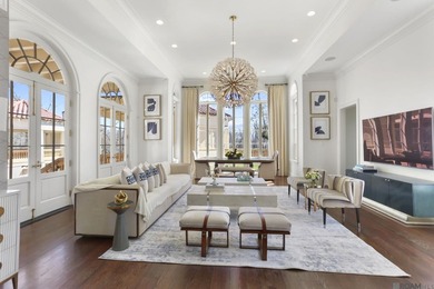 Exquisite Italian Villa - A Masterpiece of Timeless Elegance - photo 13