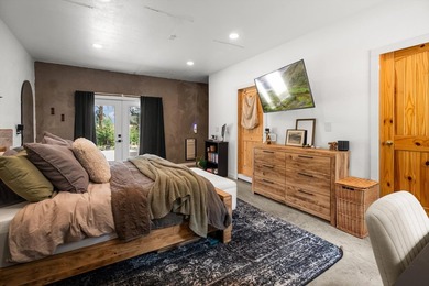 Peek-a-Boo Lake Views & Modern Comfort near Flathead Lake! - photo 13