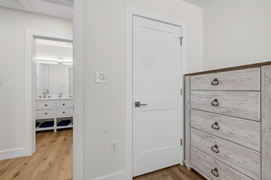 Lake Living Meets Investment Opportunity! Escape to the lake - photo 19