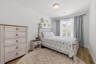 Lake Living Meets Investment Opportunity! Escape to the lake - photo 20