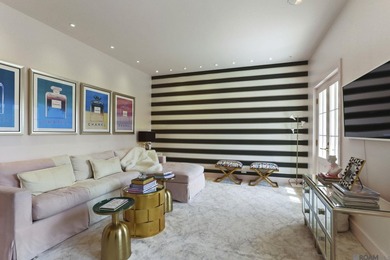 Exquisite Italian Villa - A Masterpiece of Timeless Elegance - photo 28