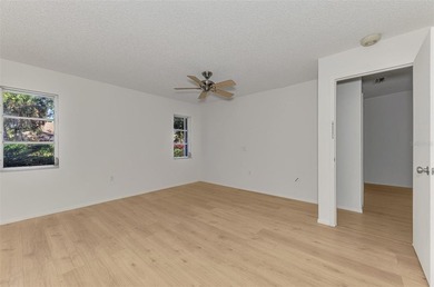 Under contract-accepting backup offers. Enjoy relaxed Florida - photo 33