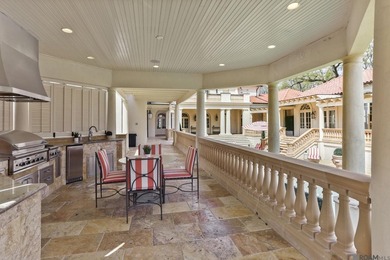 Exquisite Italian Villa - A Masterpiece of Timeless Elegance - photo 36