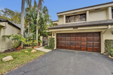 (private lake, pond, coastal) Condo For Sale in Plantation Florida