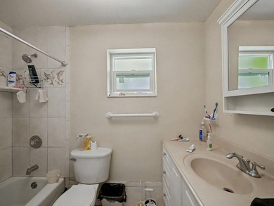 Welcome to your new home, ideally located in the heart of West - photo 14