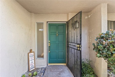 Beautiful Turn Key Corner Townhome in centrally located San - photo 3
