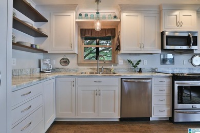 INCREDIBLE EXPANSIVE LAKE VIEWS!!! This well thought out gated - photo 4