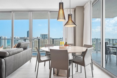 Super Popular Money Maker 3Br/2.5Ba Corner  Residence with Ocean - photo 5