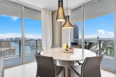 Super Popular Money Maker 3Br/2.5Ba Corner  Residence with Ocean - photo 8