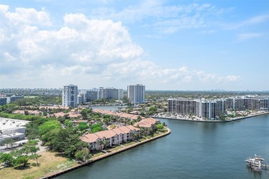 Super Popular Money Maker 3Br/2.5Ba Corner  Residence with Ocean - photo 10