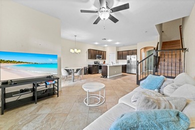 Welcome to this charming townhouse in Charleston Commons, West - photo 10