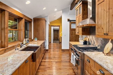 Escape the pace of the city & retreat to your own private - photo 13