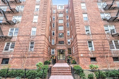 PRICE REDUCTION -- MOTIVATED SELLER!! -- Turn-key & move-in - photo 17