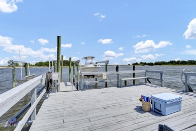Extraordinary waterfront home offering over 300+ feet of - photo 20