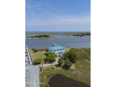 Extraordinary waterfront home offering over 300+ feet of - photo 22