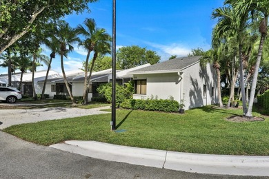 Welcome to this charming and beautifully upgraded 3-bedroom - photo 4