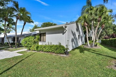 Welcome to this charming and beautifully upgraded 3-bedroom - photo 7