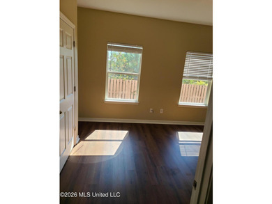 Excellent investment opportunity with this fully occupied - photo 9
