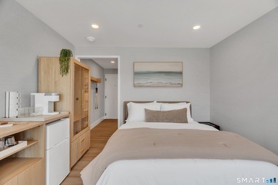 Rarely does a commercial asset of this caliber become available - photo 11