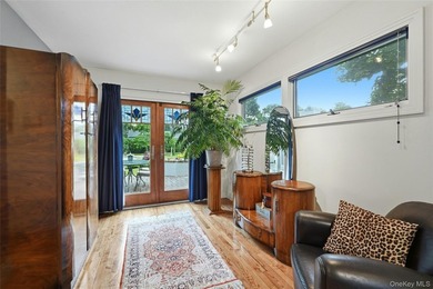 New To Market! Beautifully appointed and architecturally - photo 13