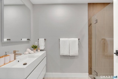 Rarely does a commercial asset of this caliber become available - photo 14