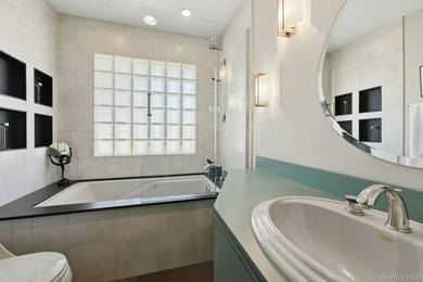 New To Market! Beautifully appointed and architecturally - photo 14