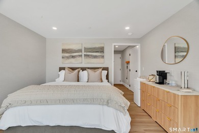Rarely does a commercial asset of this caliber become available - photo 16