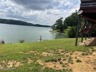 Incredible premier Main Channel Lake Front property. Three - photo 17