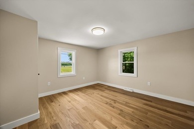 Fully renovated and move-in ready, this charming 2-bedroom home - photo 17